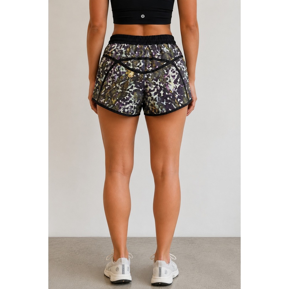 Lululemon Speed Running Shorts Womens Size 6 Floral Camo Print Zip Pocket Lined